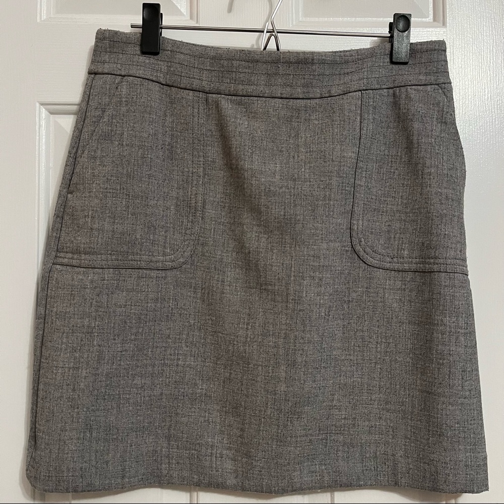 LOFT Gray Tweed Pencil Skirt 8 Petite